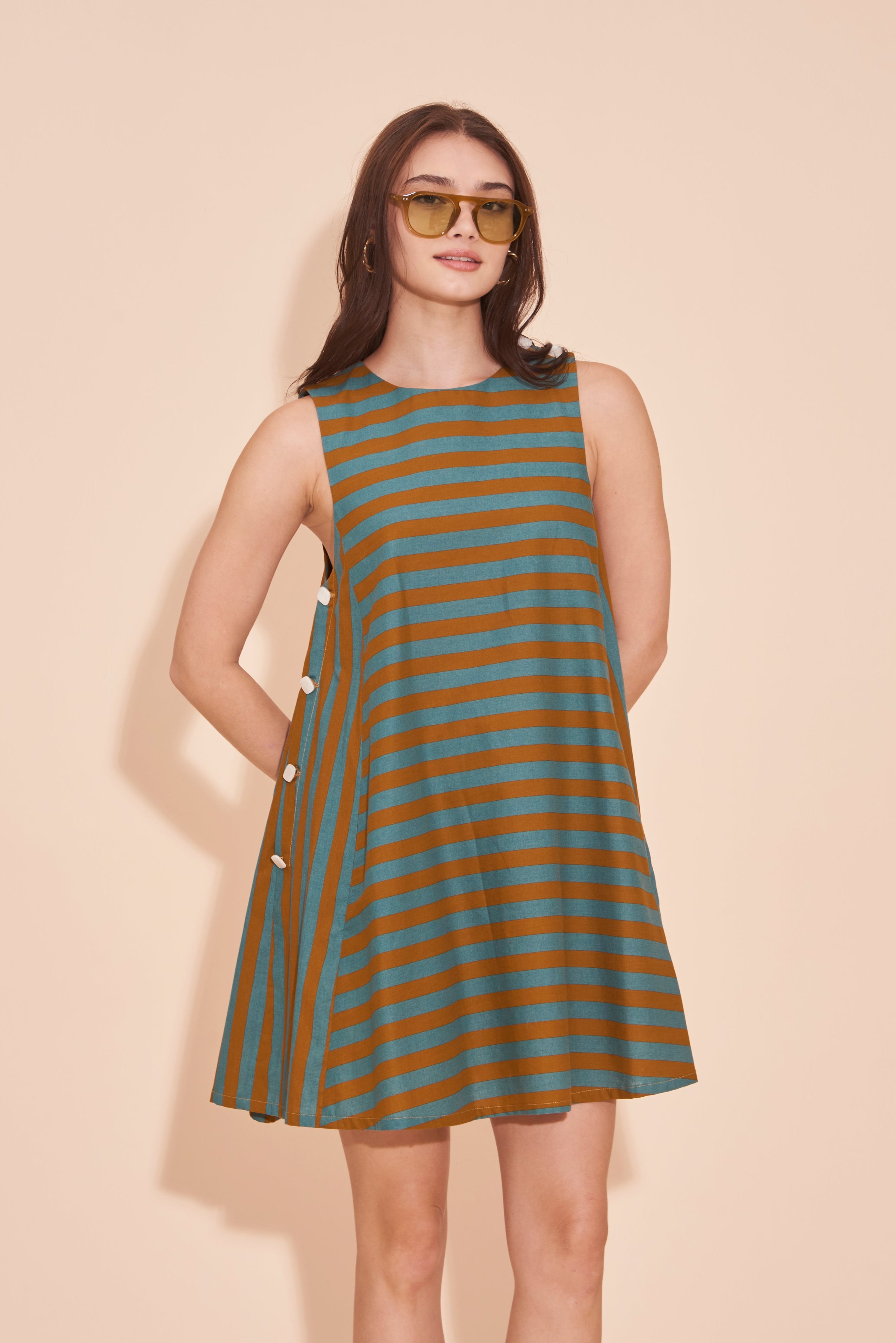JODIE SAID BEFORE & AFTER Retro Stripes Shift Tent Dress With Contrast Buttons
