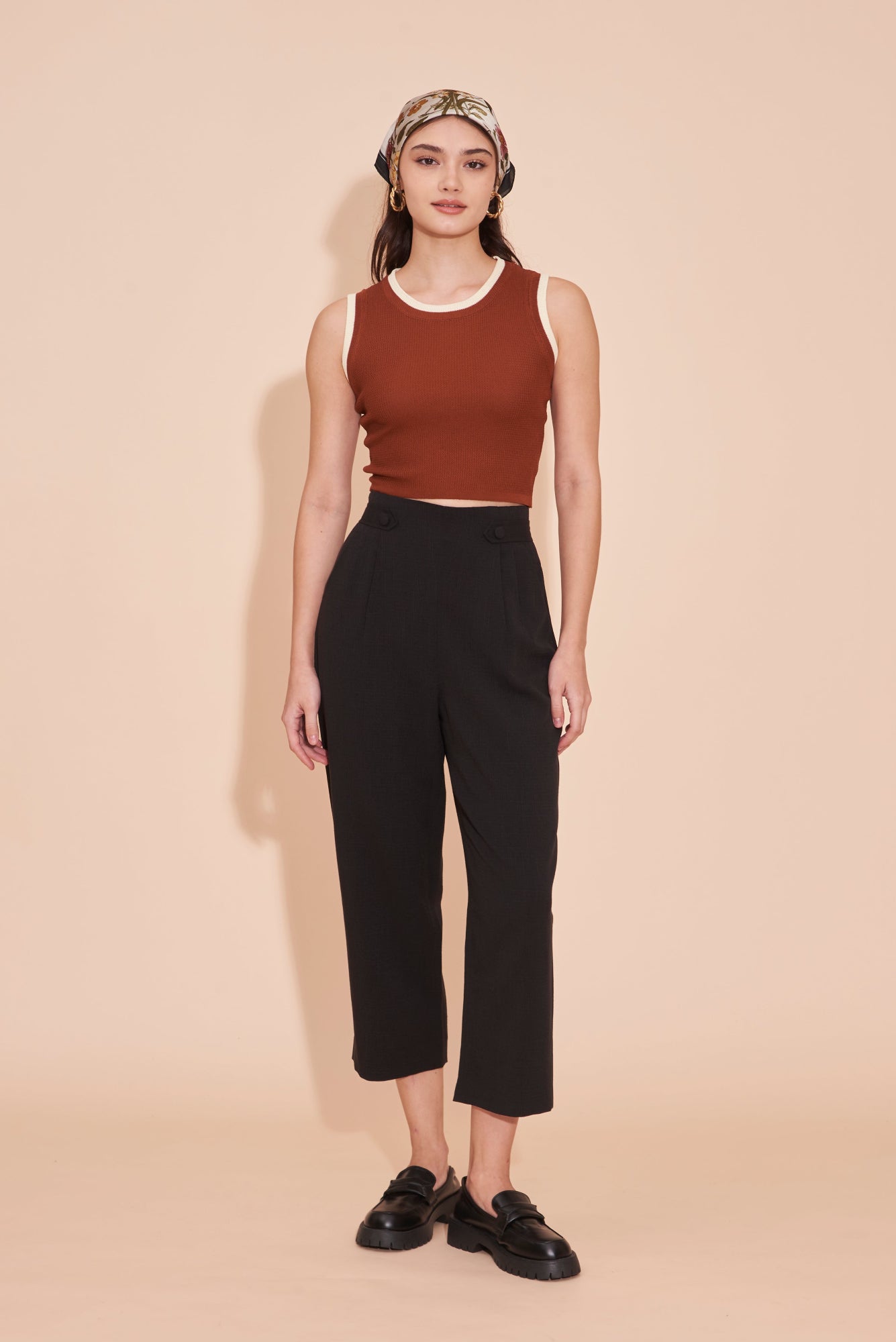 MAN IN THE MIRROR 3/4 Tailored Black High Waisted Pants With Elasticised Waist.