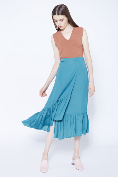 A LOT LIKE LOVE | Asymmetric Dip Hem Frilly Skirt in Ocean Blue