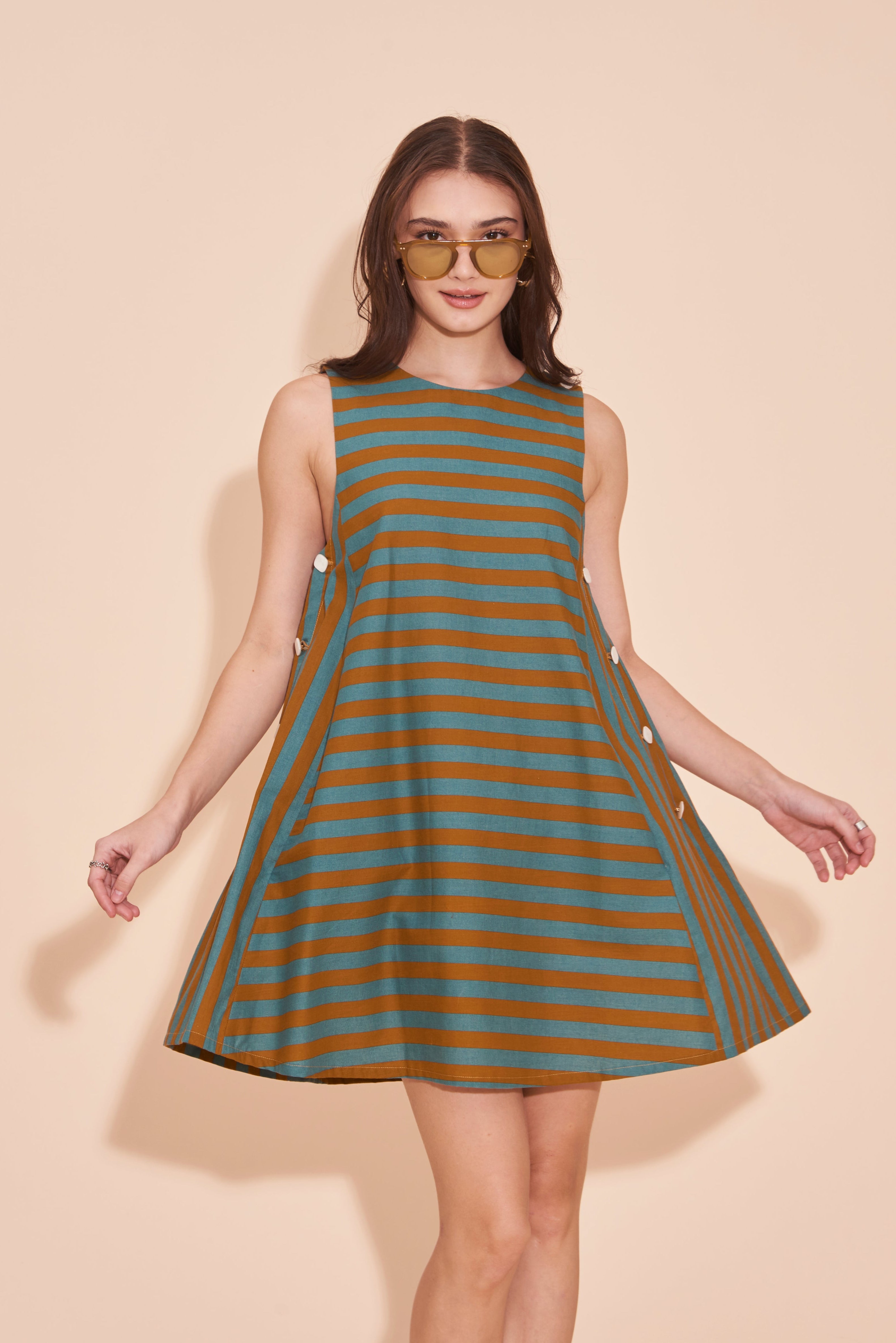JODIE SAID BEFORE & AFTER Retro Stripes Shift Tent Dress With Contrast Buttons