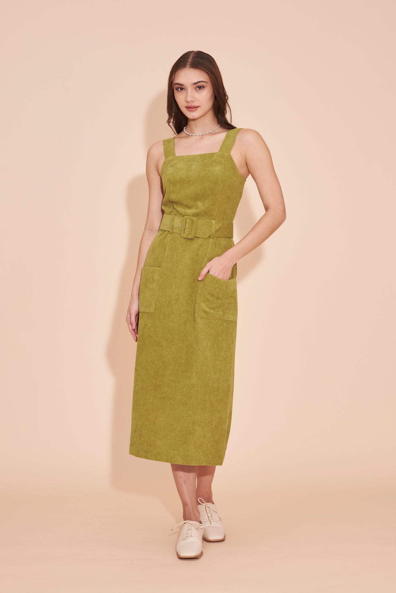 SUNSHINE Corduroy Pinafore Dress in Olive Green L SUNSHINE Corduroy Pinafore Dress in Olive Green L