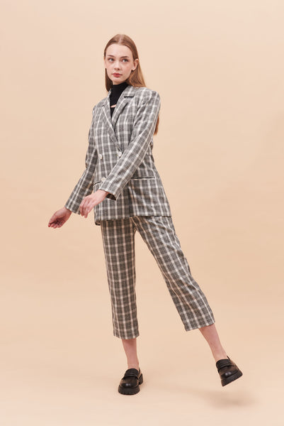 MAKE YOURSELF AT HOME | Double Breasted Blazer In Grey Plaids