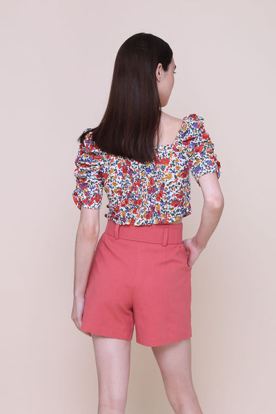 SOME LIKE IT HOT | High Waisted Shorts With 80s Buckle Belt In Vintage Red